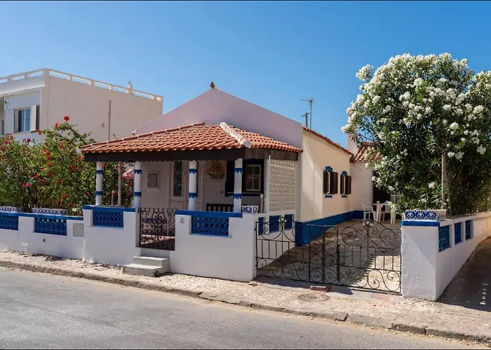 Homestay Blife Lucelya Private At Faro