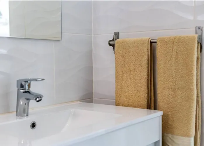 Homestay Blife Lucelya Private At Faro